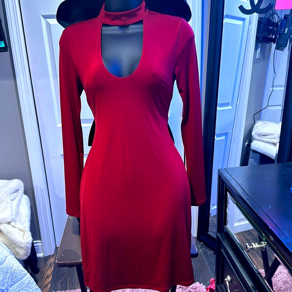 EXPRESS Bodycon dress size 6/lots of stretch/perfect for an evening out.Like new